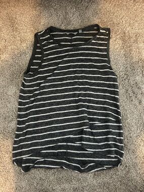 Striped Sleeveless Linen Tank Top - Grey & White